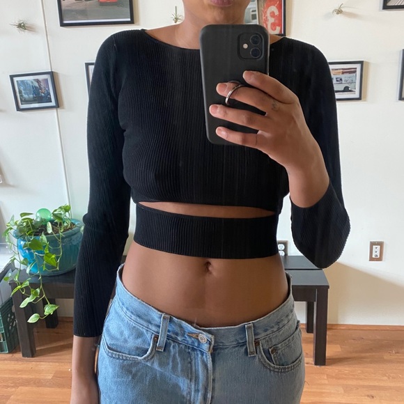 Aritzia Sweaters - Wilfred Crop - ARITZIA